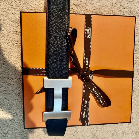 Hermès Men’s Reversible Belt - Picture 2 of 6